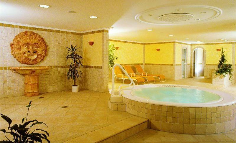 Hotel Wilder Mann Königstein in der Oberpfalz エクステリア 写真
