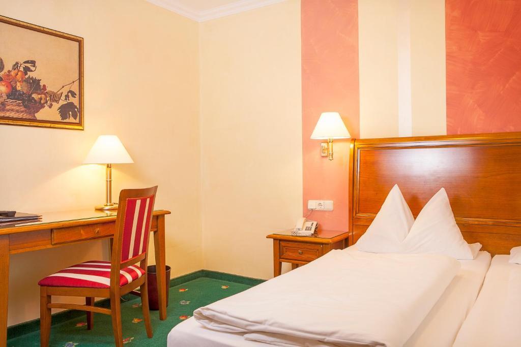 Hotel Wilder Mann Königstein in der Oberpfalz エクステリア 写真