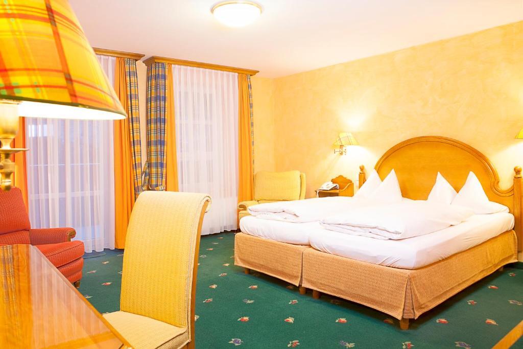 Hotel Wilder Mann Königstein in der Oberpfalz エクステリア 写真